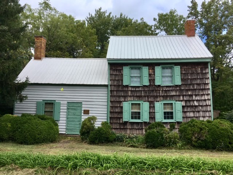Cedar Shake Siding vs. Vinyl: The Best Solution for Your Home