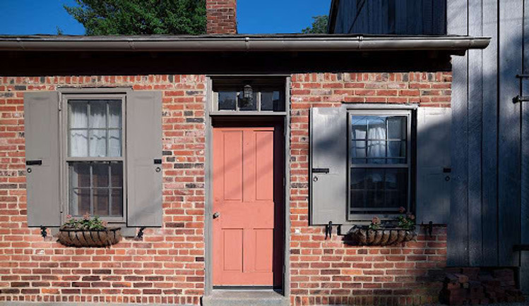 The Best 6 Red Orange Brick House Trim Colors 6
