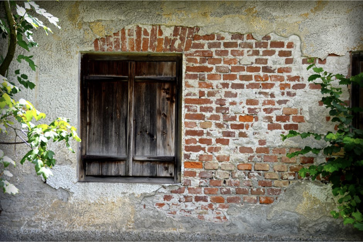 Updating a 1970s House Exterior