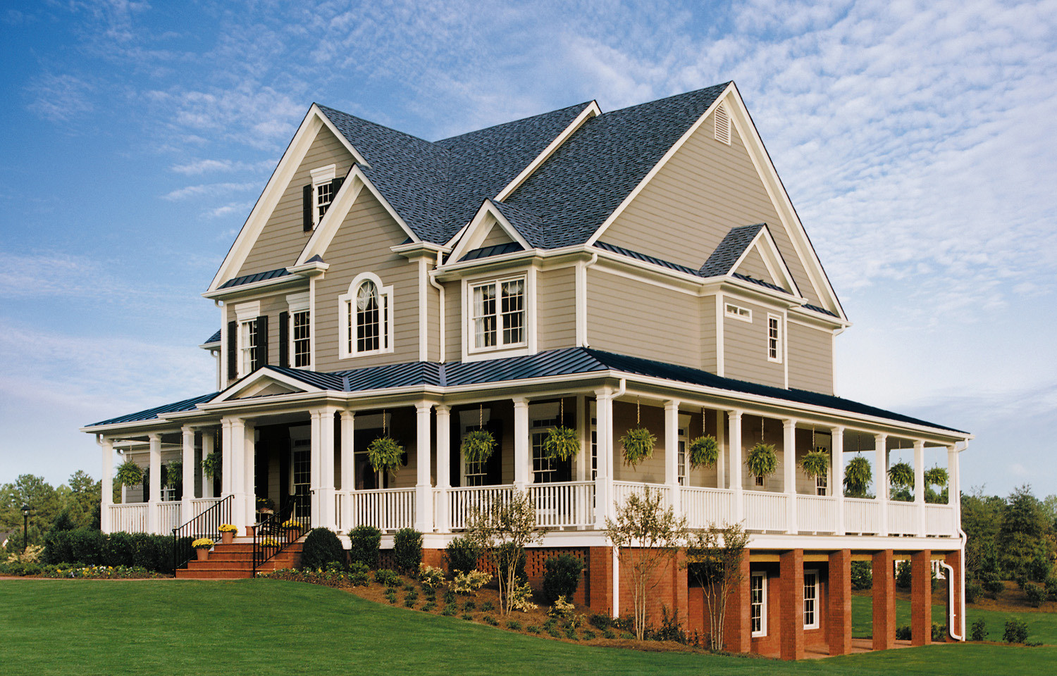 Maintaining a Victorian Style Look with Fiber Cement Siding | Allura USA