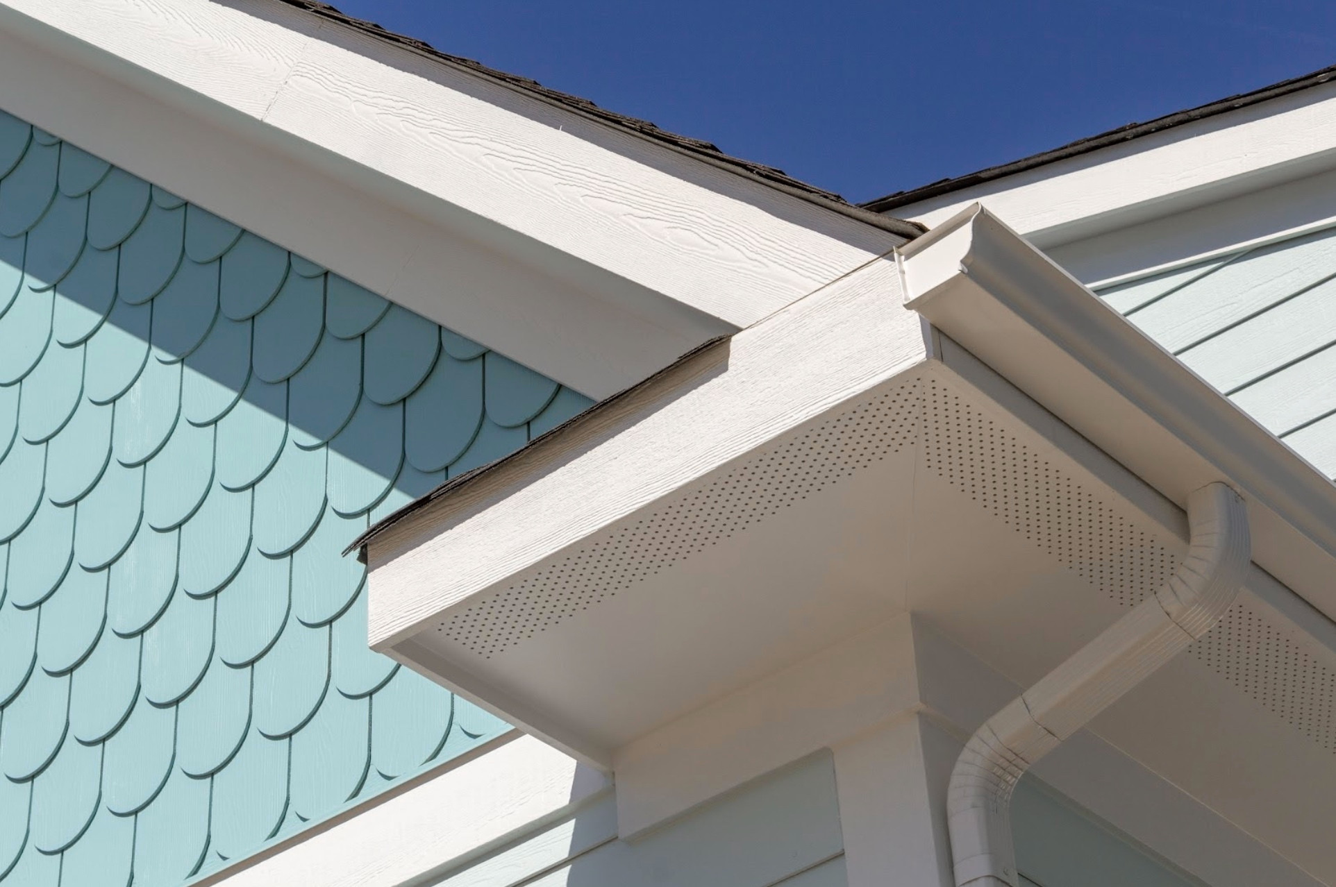 How to Choose the Right Soffit Size for a House Allura USA