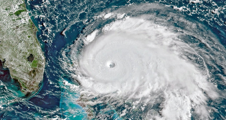 Hurricane resistant siding