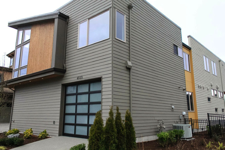 Thin modern trim
